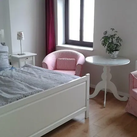 2 In Einem Haus 2 Km Vom Zentrum Leipzigs Apartment Leipzig